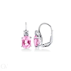 Orecchini in oro bianco 18k con zaffiro rosa e diamanti.
